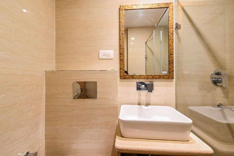 Solitaire Hotel New Delhi Ngoại thất bức ảnh